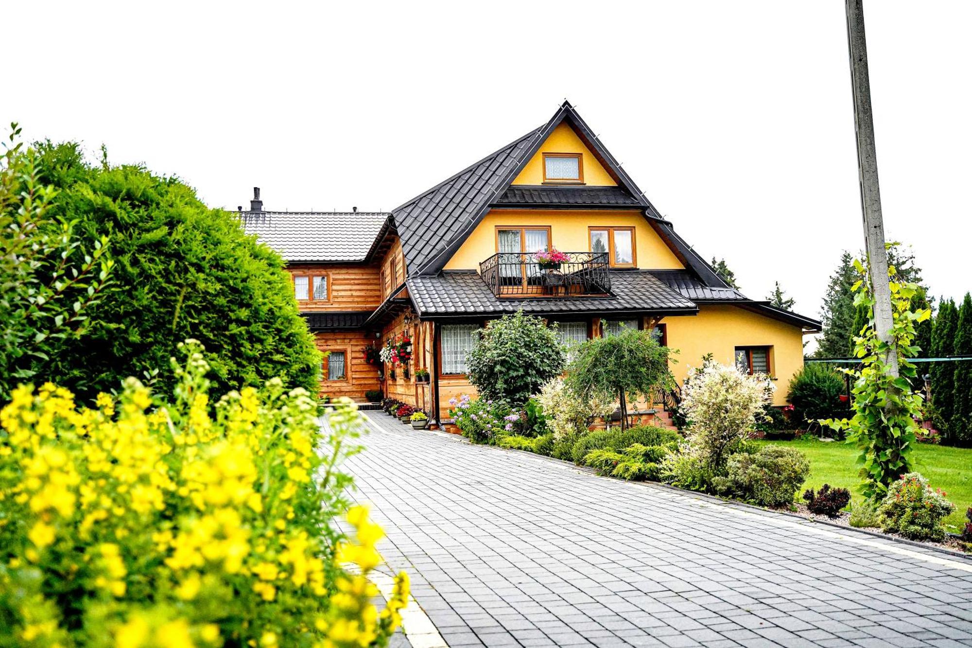 Gosciniec Kukulka Z Jacuzzi Acomodação com café da manhã Zakopane Exterior foto
