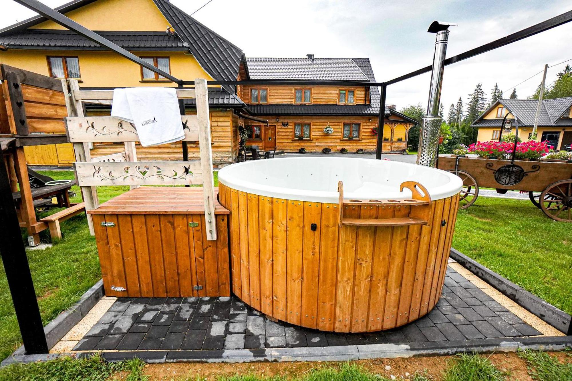 Gosciniec Kukulka Z Jacuzzi Acomodação com café da manhã Zakopane Exterior foto