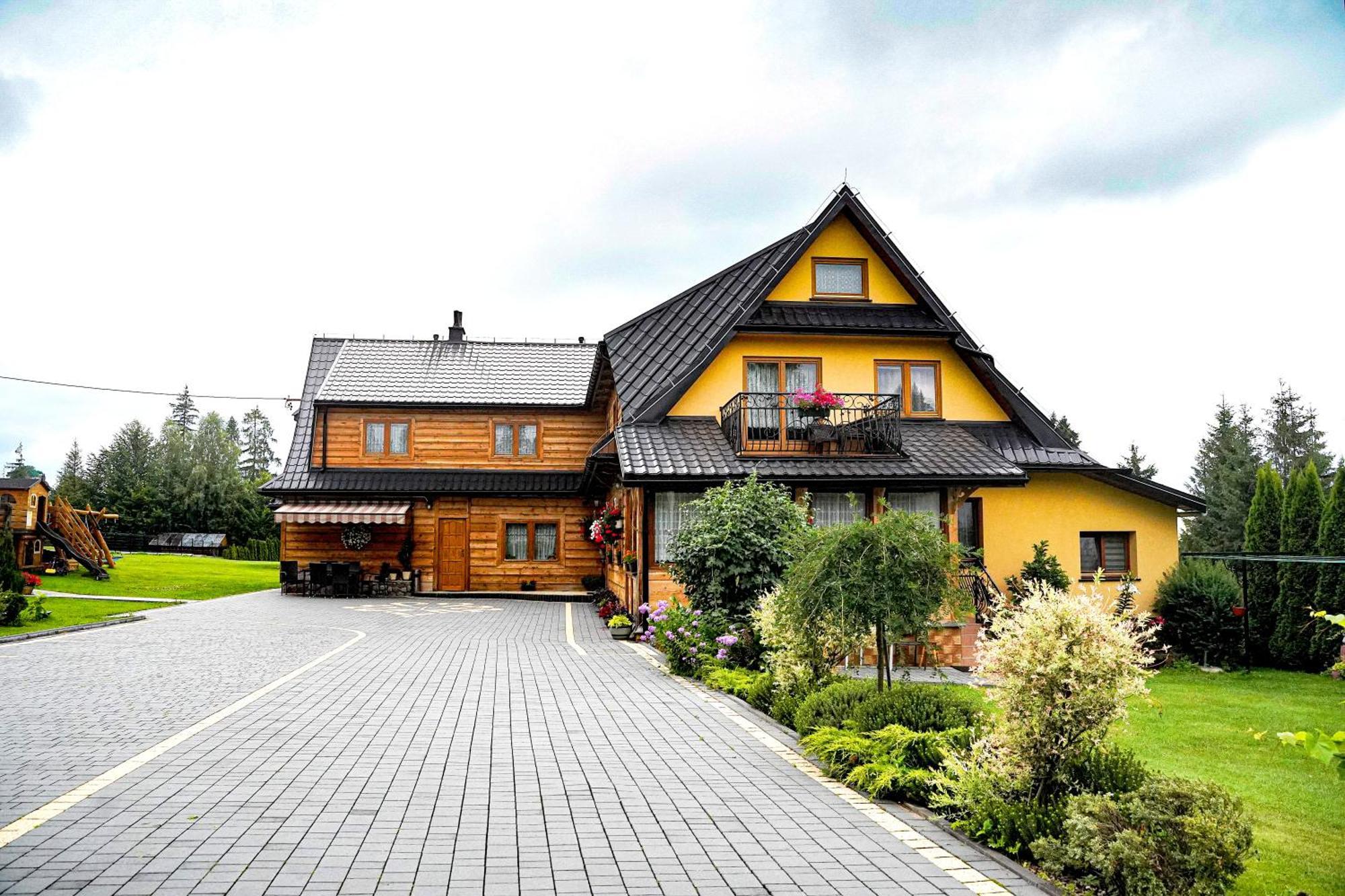 Gosciniec Kukulka Z Jacuzzi Acomodação com café da manhã Zakopane Exterior foto