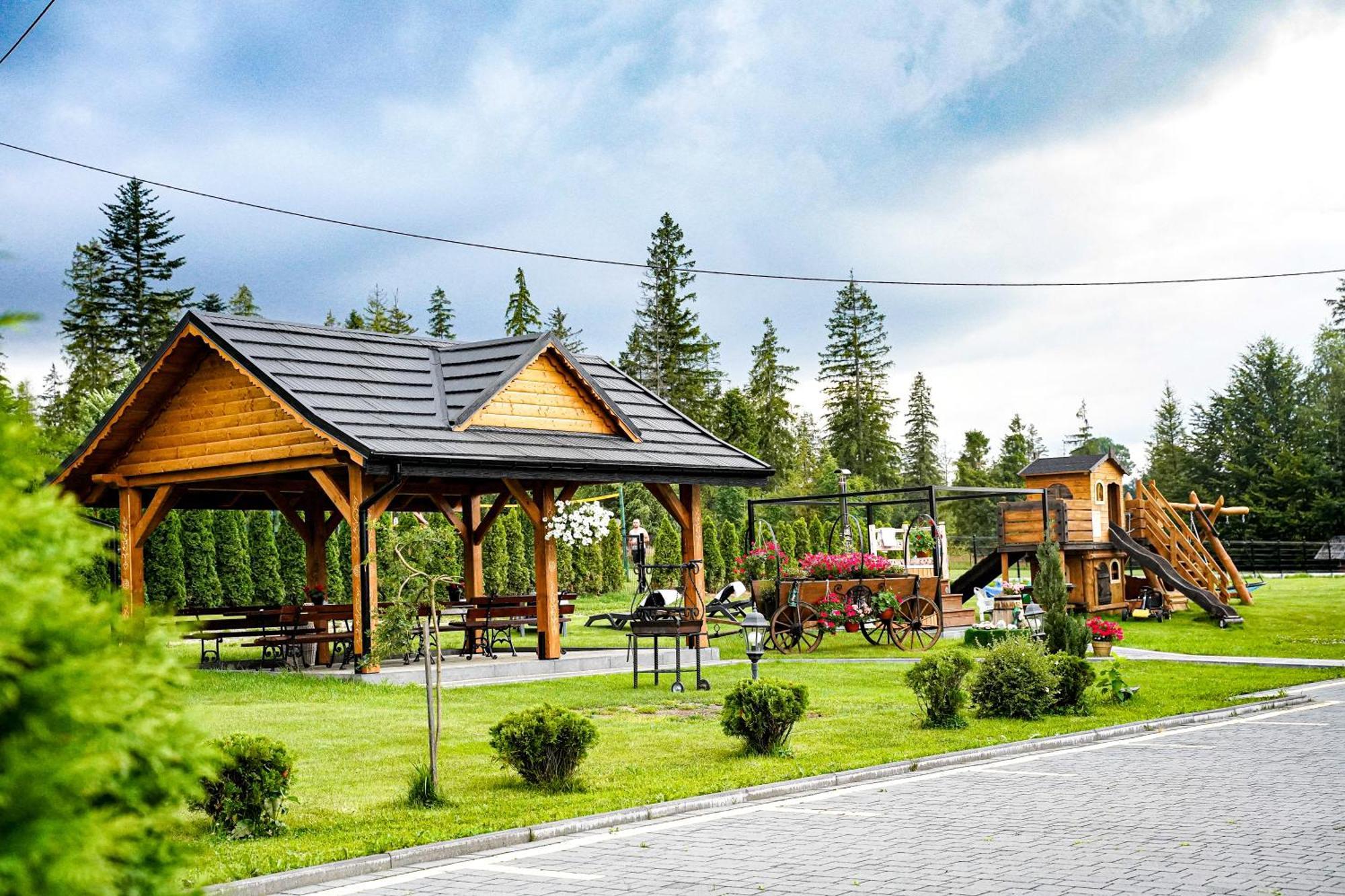 Gosciniec Kukulka Z Jacuzzi Acomodação com café da manhã Zakopane Exterior foto