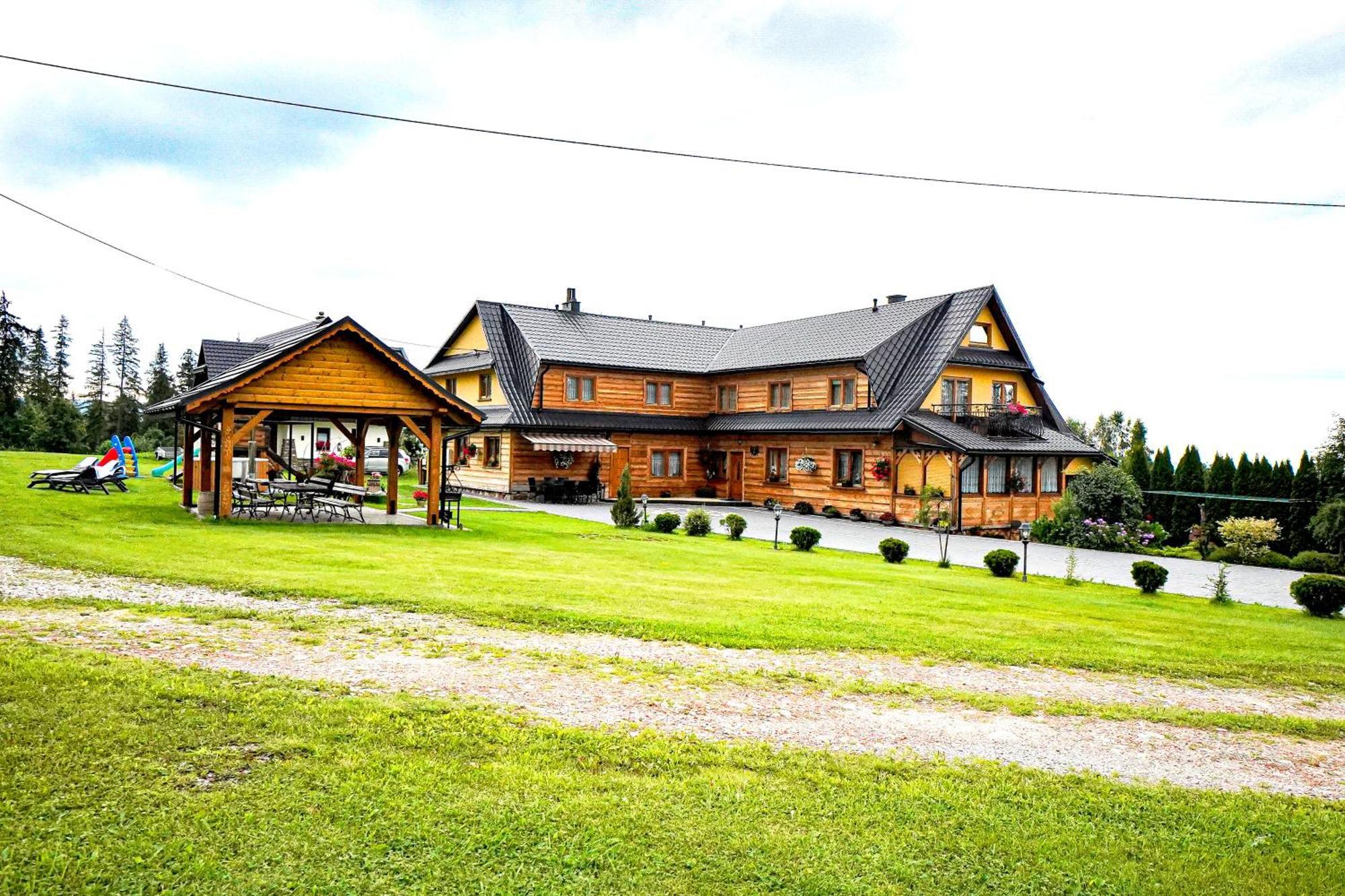 Gosciniec Kukulka Z Jacuzzi Acomodação com café da manhã Zakopane Exterior foto
