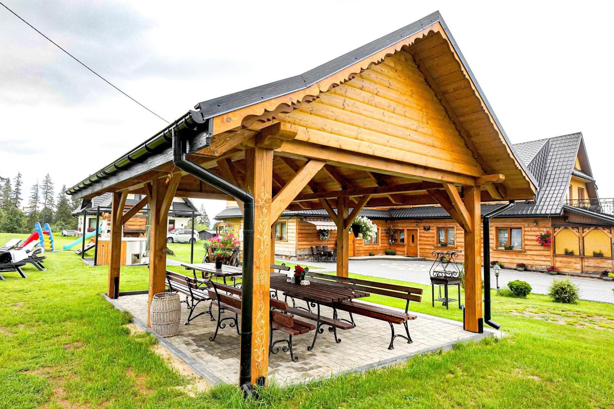 Gosciniec Kukulka Z Jacuzzi Acomodação com café da manhã Zakopane Exterior foto